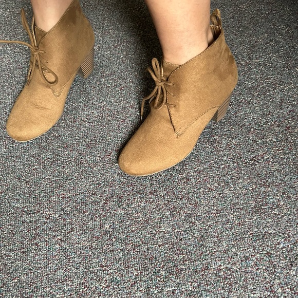 AMERICAN EAGLE booties - Picture 8 of 10
